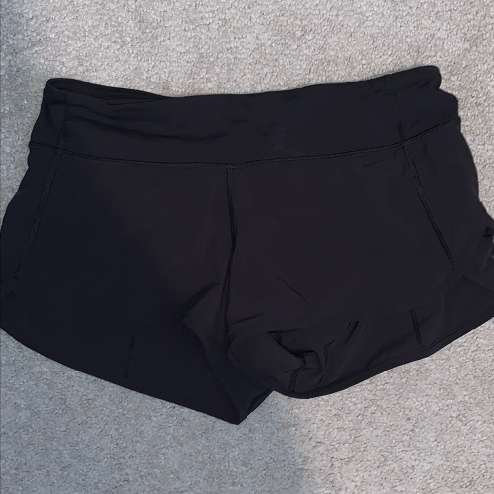 Lululemon Run Times Short 2-way Stretch 4"